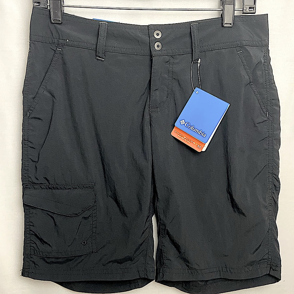 NWT Columbia Shorts Black with Sun Protection, Pockets Size 2, Adjustable waist
